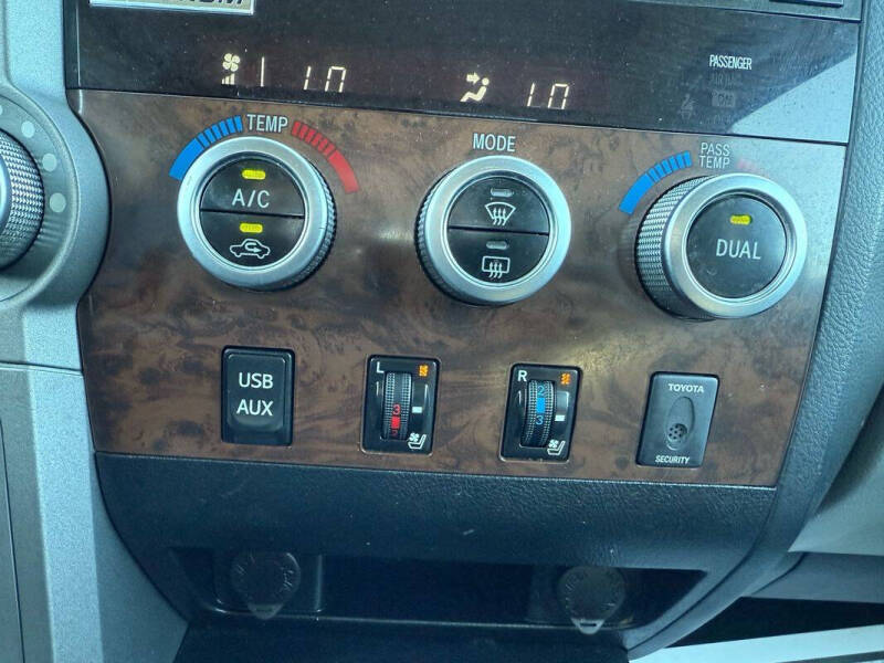 2013 Toyota Tundra Platinum