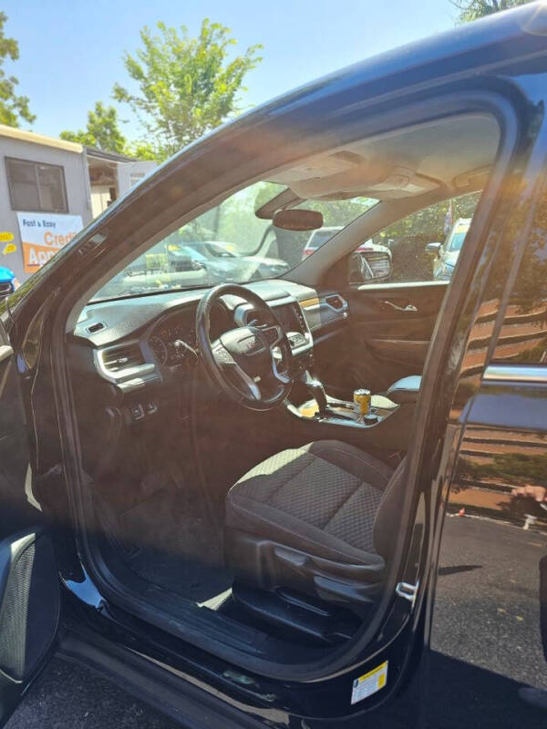 2019 GMC Acadia SLE-1