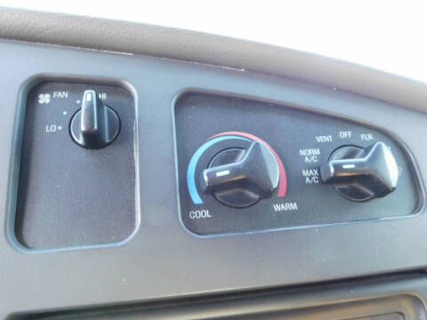 2003 Ford E-Series E-250