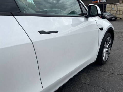 2022 Tesla Model Y Long Range
