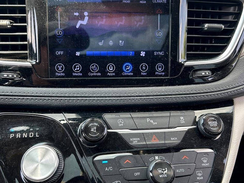 2017 Chrysler Pacifica Limited