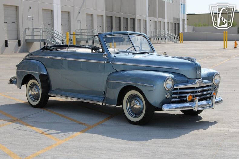 1947 Ford Super Deluxe