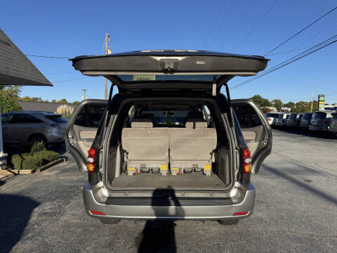 2003 Toyota Sequoia SR5