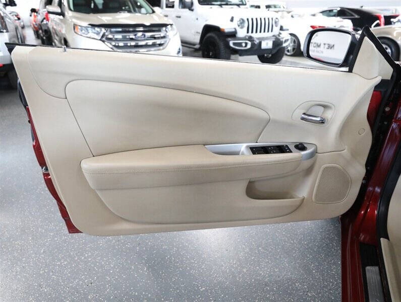 2013 Chrysler 200 Limited