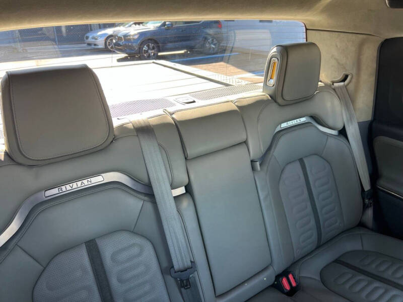 2022 Rivian R1T Launch Edition