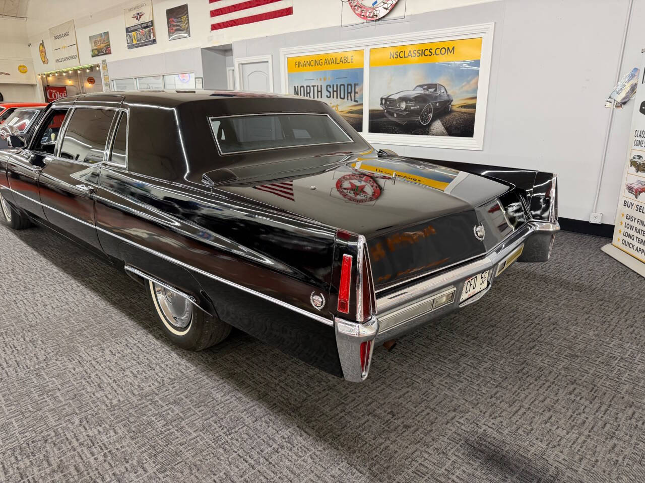 1970 CADILLAC FLEETWOOD 24