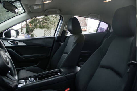 2017 Mazda MAZDA3 Sport