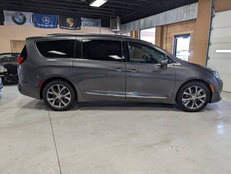 2017 Chrysler Pacifica Limited