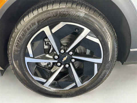 2026 Chevrolet Equinox EV LT 1