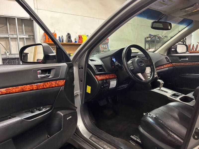 2011 Subaru Outback 2.5i Limited