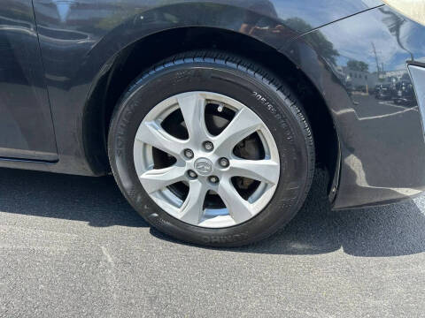 2011 Mazda MAZDA3 i Touring