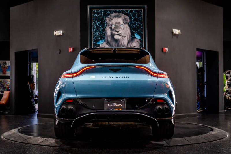 2023 Aston Martin DBX 707