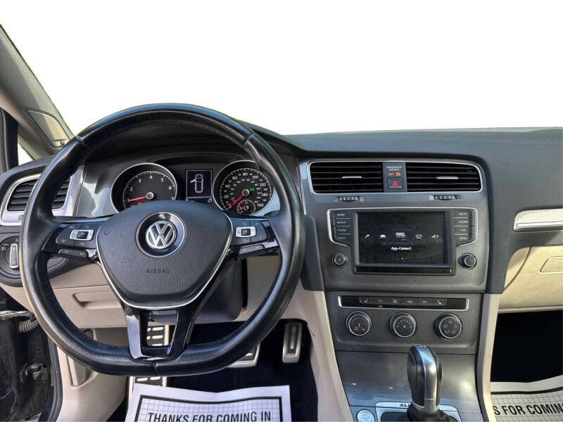 2017 Volkswagen Golf Alltrack