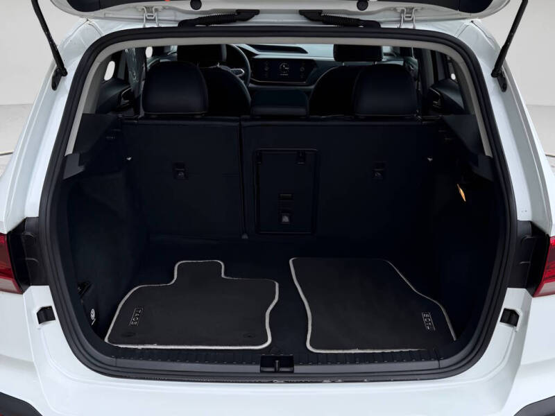 2023 Volkswagen Taos SEL 4Motion