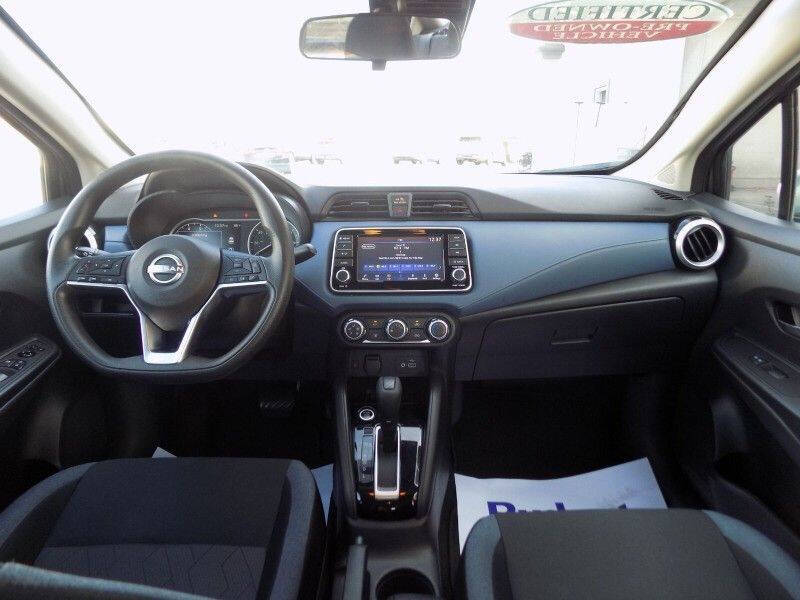 2023 Nissan Versa SV