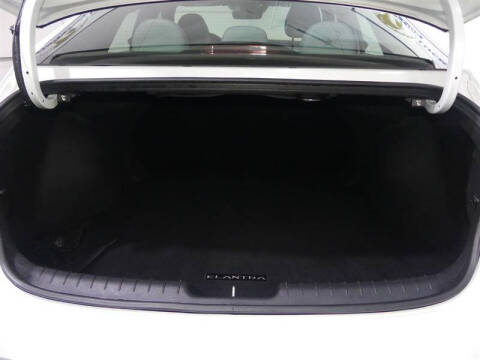 2024 Hyundai Elantra Hybrid Limited