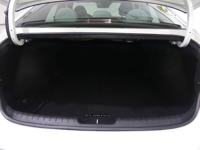 2024 Hyundai Elantra Hybrid Limited