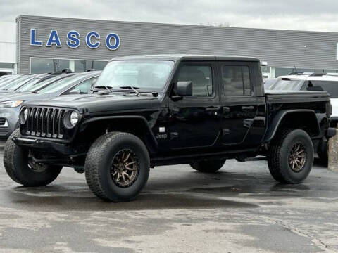 2021 Jeep Gladiator for sale at LASCO FORD in Fenton MI