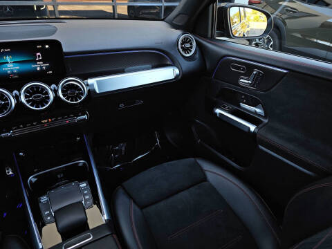 2023 Mercedes-Benz GLB GLB 250