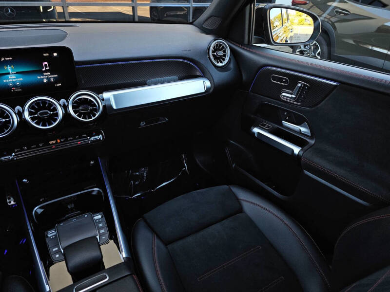 2023 Mercedes-Benz GLB GLB 250