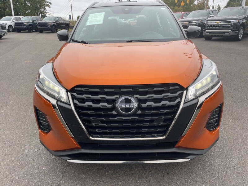 2024 Nissan Kicks SR