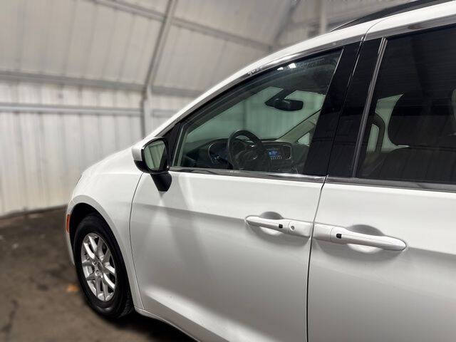 2021 Chrysler Voyager LXi