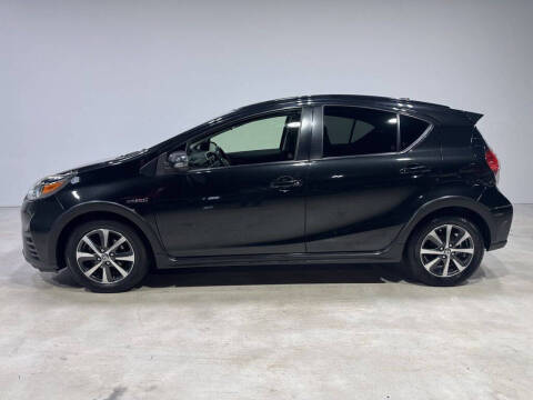 2019 Toyota Prius c LE