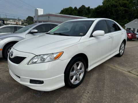 2009 Toyota Camry for sale at Motley's Auto World in Danville VA