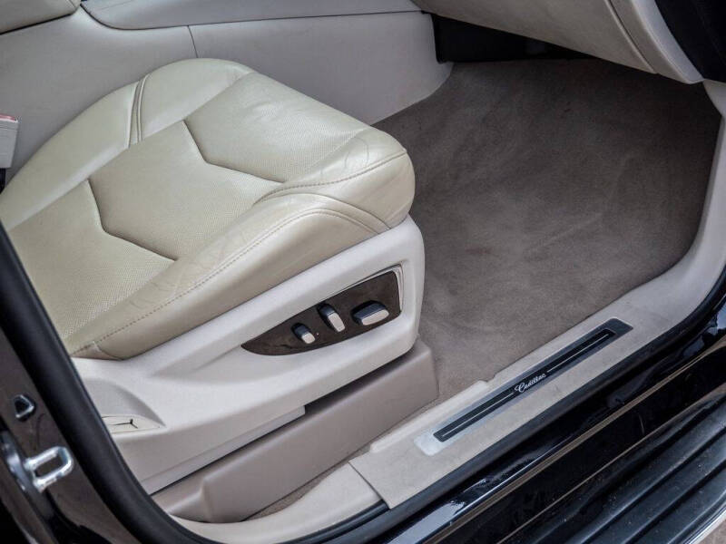 2018 Cadillac Escalade Luxury