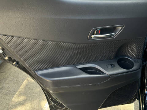 2021 Toyota C-HR XLE