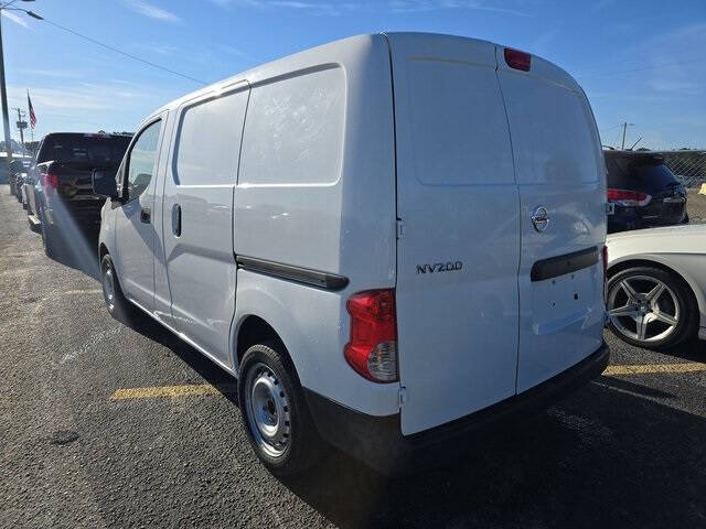 Used 2019 Nissan NV200 S with VIN 3N6CM0KN8KK700755 for sale in Hazard, KY