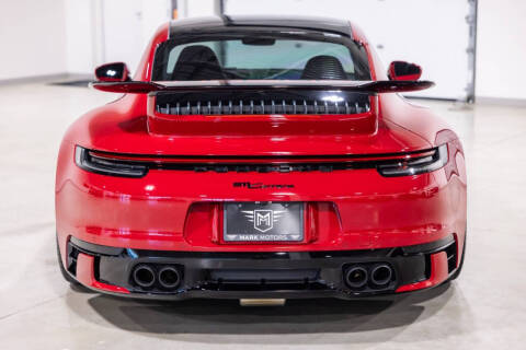 2020 Porsche 911 Carrera