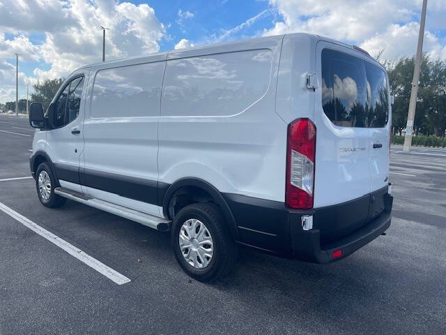 2023 Ford Transit 250