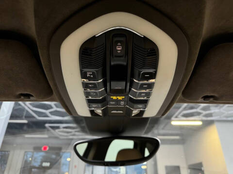 2016 Porsche Cayenne Turbo