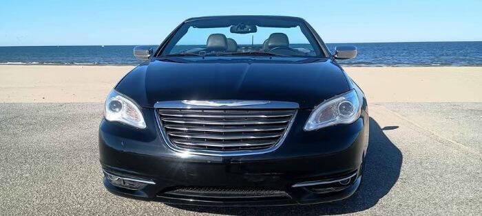2011 Chrysler 200