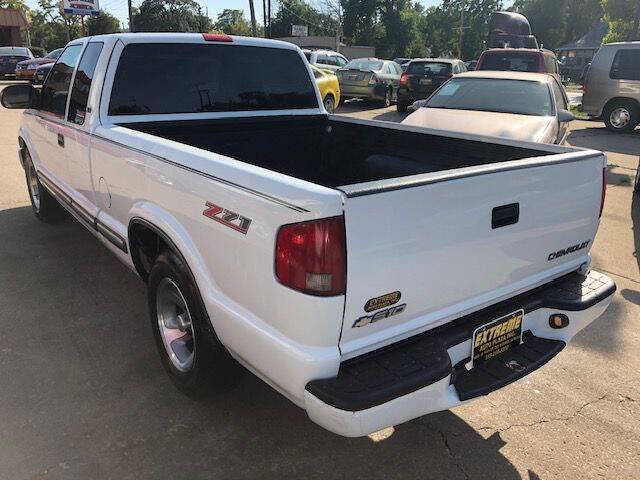 2001 Chevrolet S-10 for sale at Extreme Auto Plaza in Des Moines, IA