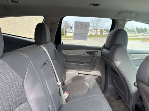 2017 Chevrolet Traverse LS