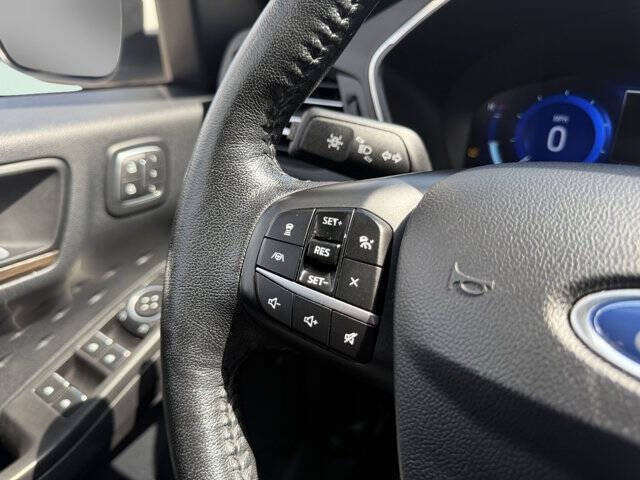 2020 Ford Escape Hybrid Titanium