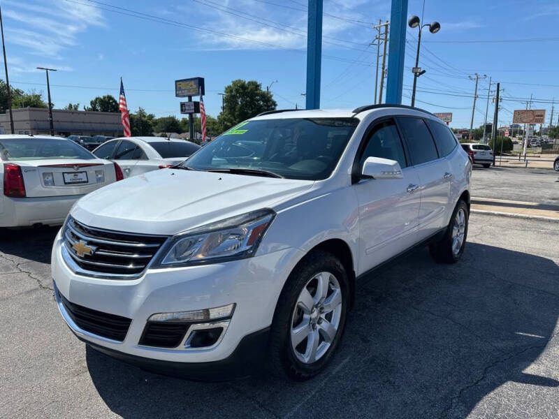 2017 Chevrolet Traverse LT