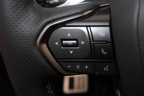 2025 Lexus LX 700h F SPORT Handling