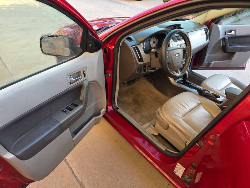 2010 Ford Focus SES