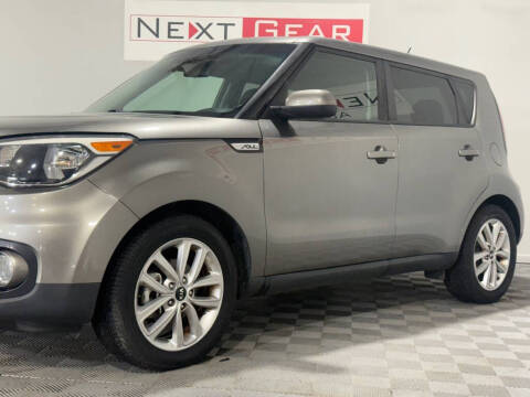 2017 Kia Soul +