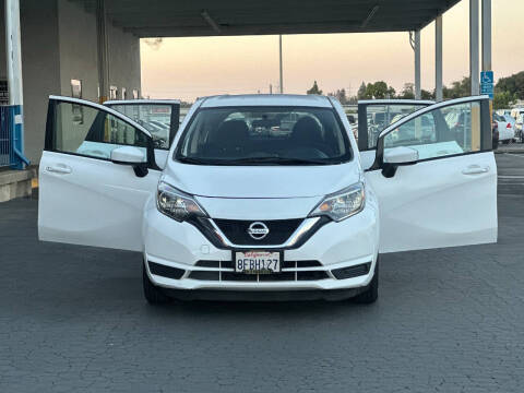 2017 Nissan Versa Note SV