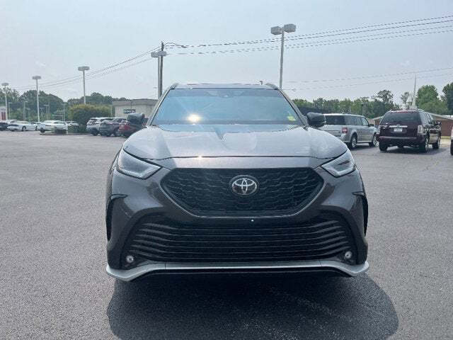 2022 Toyota Highlander 2