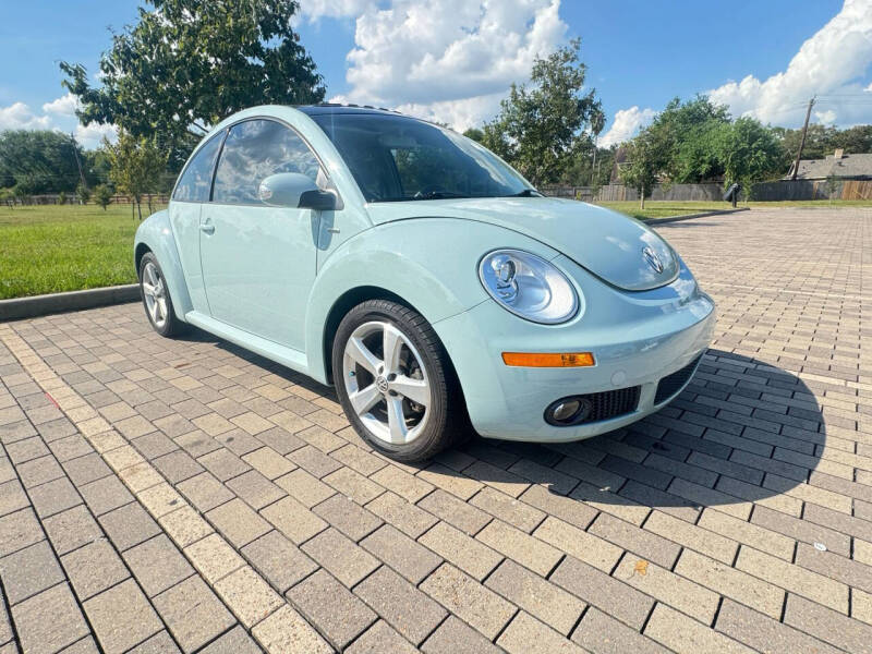 2010 Volkswagen New Beetle