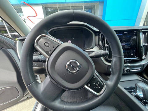 2023 Volvo XC60 B5 Core