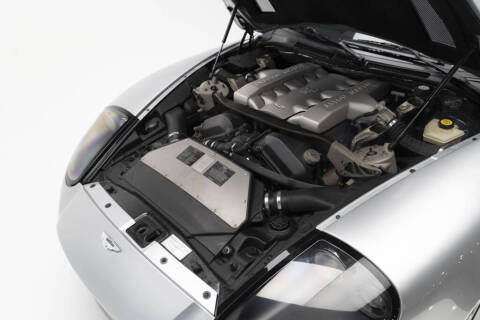 2005 Aston Martin V12 Vanquish S