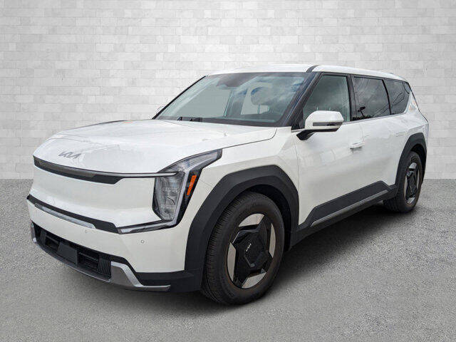 2024 Kia EV9 Light Long Range