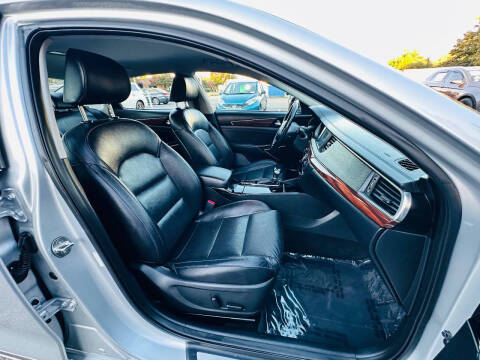 2018 Kia Cadenza Premium