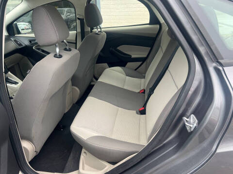 2012 Ford Focus SE